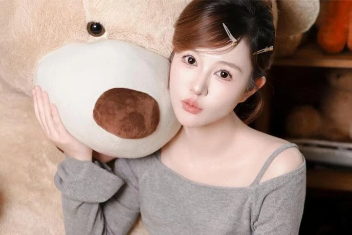 1.webp