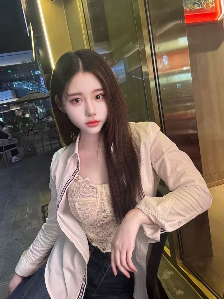 152308bvhhyqm9s0zrrsn9.jpg